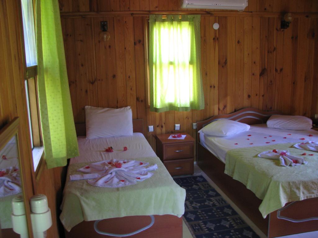Atici 2 Hotel アドラサン 部屋 写真